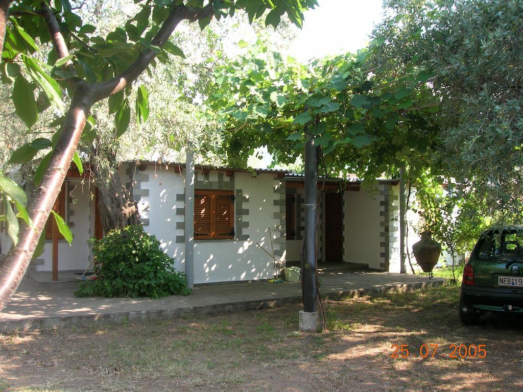 Villa Karapataki Skala Rachoni  Chambre photo