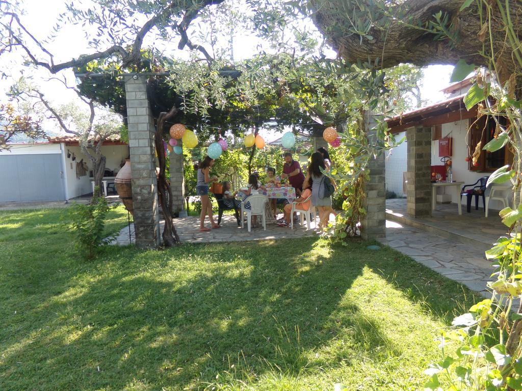 Villa Karapataki Skala Rachoni  Extérieur photo