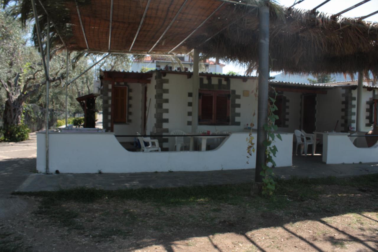 Villa Karapataki Skala Rachoni  Extérieur photo